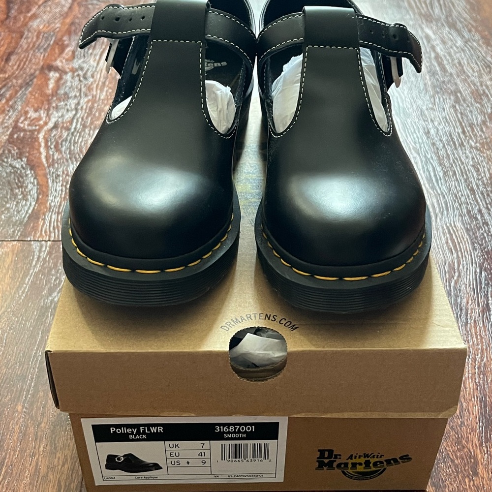 Dr Martens Black Polley Flower loafers (women’s size 9)